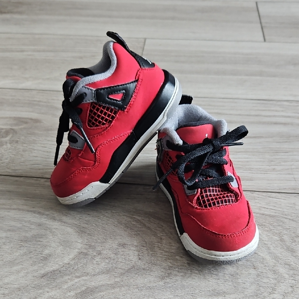 2013 Nike Air Jordan Retro 4 Toro Black Fire Red White Toddler Shoes Size 7C